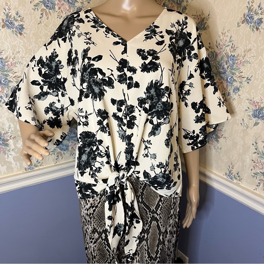 Viishow Floral Top Blouse V Neck 3/4 Sleeve Tie Knot, Size L